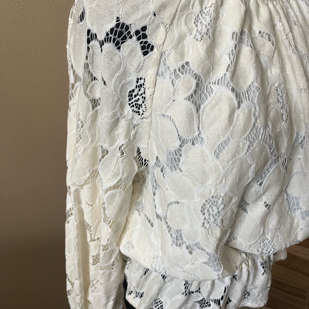 New Marc New York Peplum Lace Top size Small - Picture 4 of 6